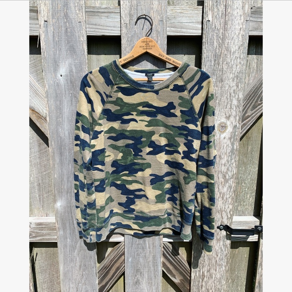 NWOT Army Pullover Sweat Shirt J.Crew Size Small